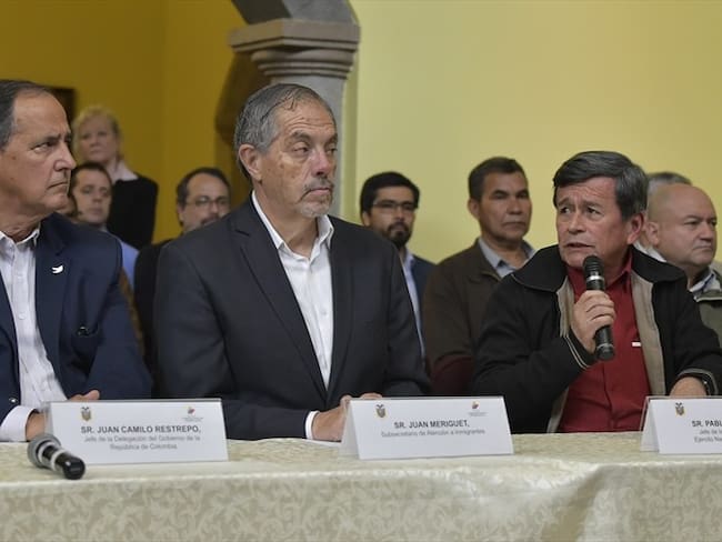 Pablo Beltrán explicó que la presencia de Pastor Alape y Carlos Lozada de las Farc en Quito se debe a que se deben sincronizar los dos procesos de paz para no caer en dobles esfuerzos. Foto: Getty Images