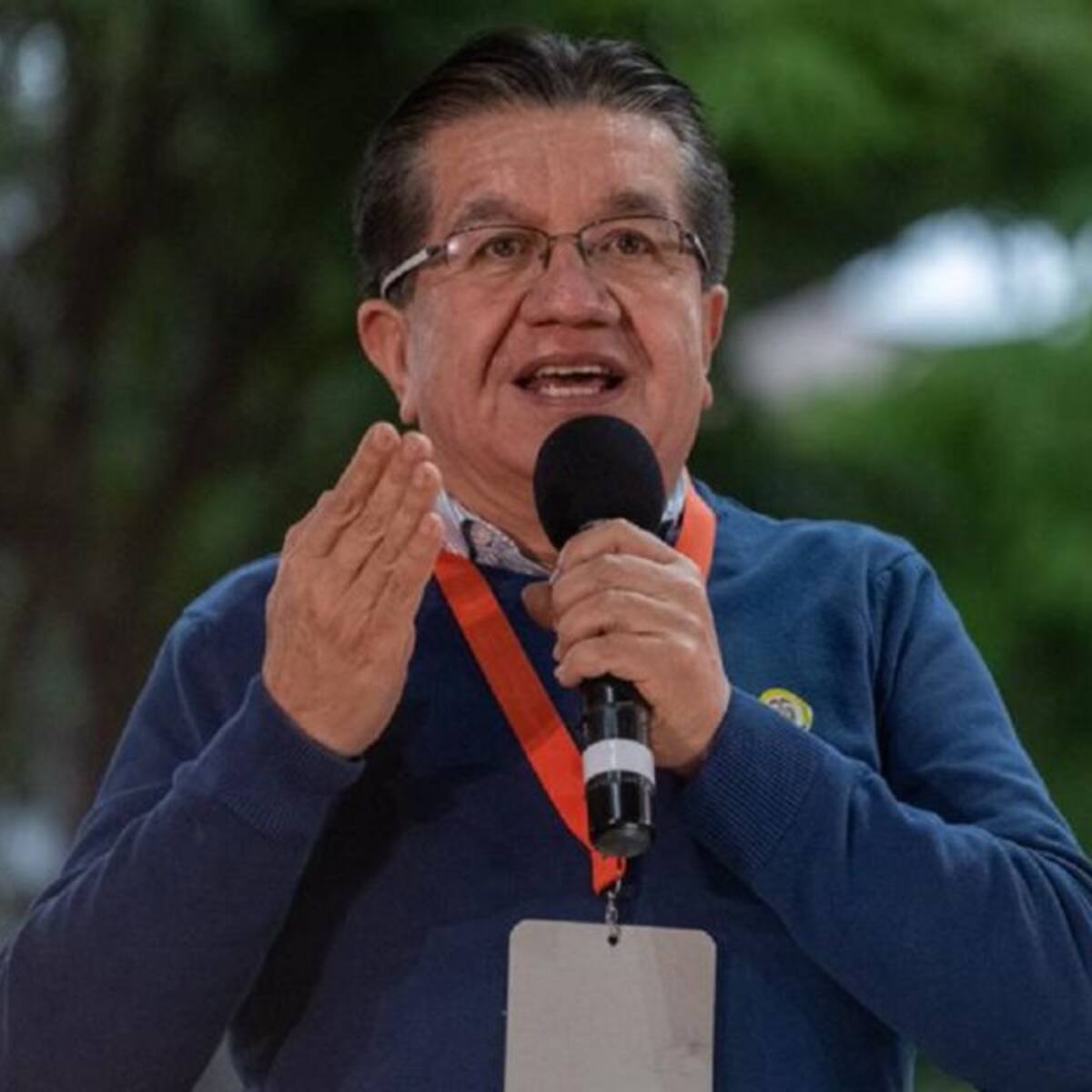 Las razones del Gobierno Petro para no apoyar al exministro Fernando Ruiz en la OPS