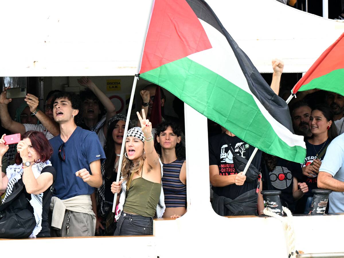 Miles de personas marcharon en apoyo del pueblo palestino en el Festival de Venecia