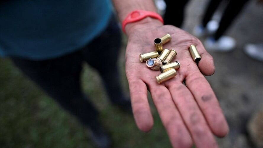 En una balacera terminó un intento de hurto a una entidad bancaria en la carrera 5 con calle 13, centro de Cali. Foto: Getty Images / LUIS ROBAYO
