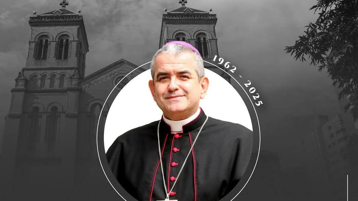 Falleció monseñor Víctor Manuel Ochoa Cadavid, obispo Castrense de Colombia