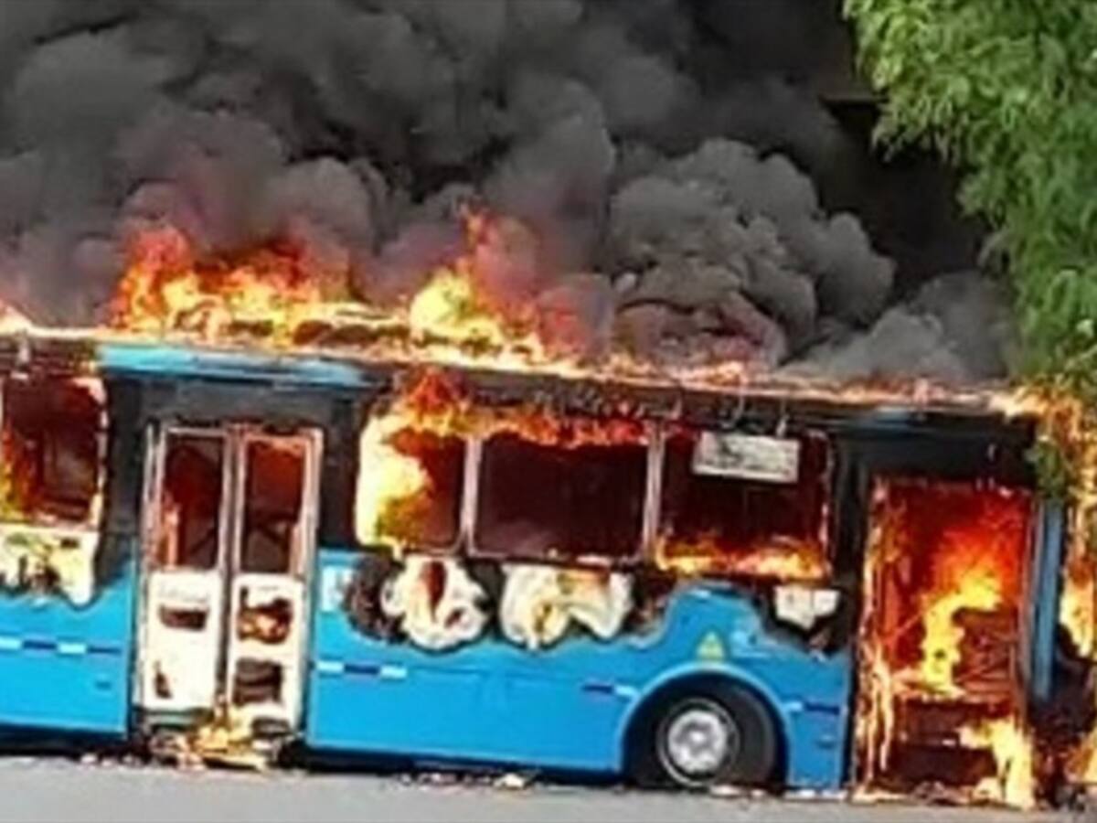 Un muerto y varios heridos en nueva jornada violenta en Cali