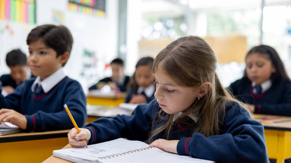 Requisitos y documentos necesarios para inscribir niños migrantes en colegios colombianos