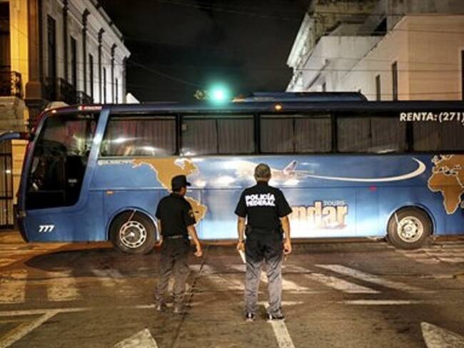 Migrantes rescatados. Foto: Associated Press - AP