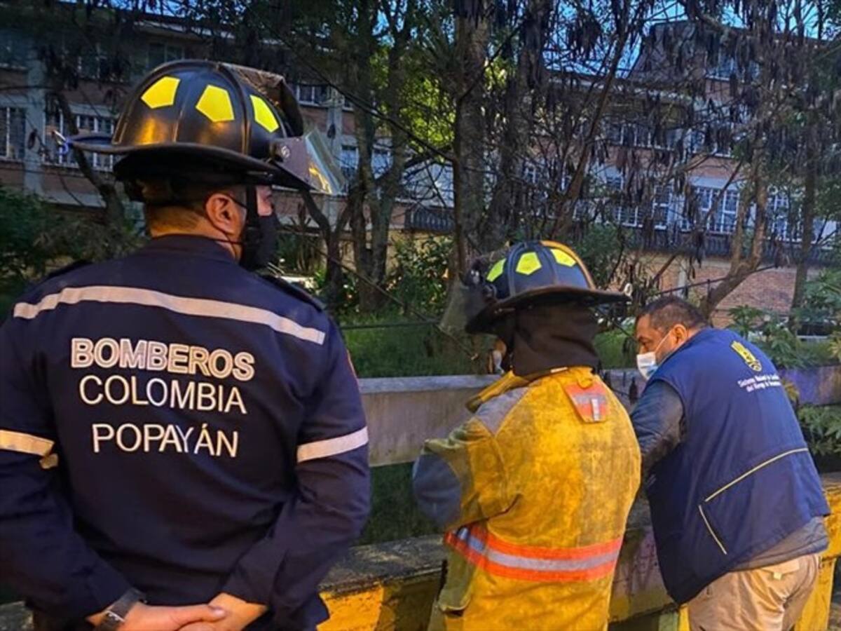 Buscan a joven que desapareció tras lanzarse a un río en Popayán