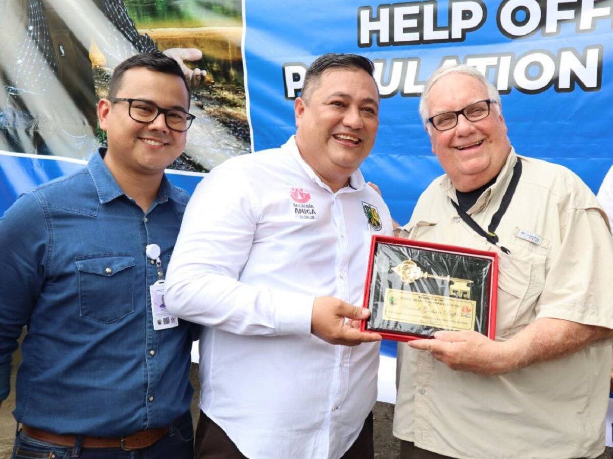 Howard Graham Buffett revisó las inversiones de su fundación en el Catatumbo