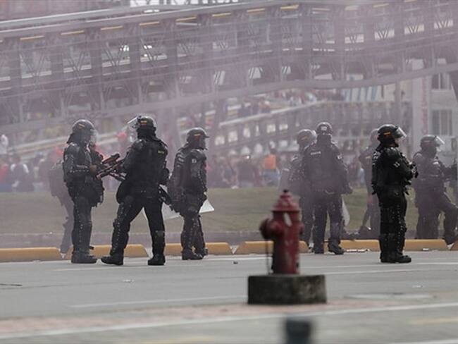 Piden a la Policía suspender el uso de escopeta calibre 12 utilizada por el Esmad. Foto: Colprensa