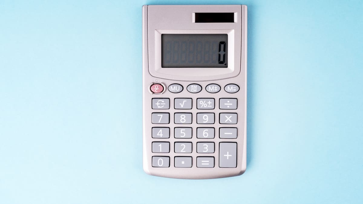 ¿Cuánto cuesta un minuto de trabajo si gana el salario minimo? Hicimos el calculo