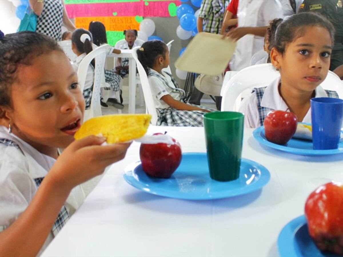 Denuncian irregularidades del PAE en Santander