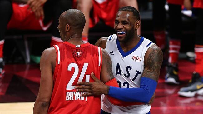 James le pidió a Kobe Bryant que le diera fuerza desde el cielo. Foto: Getty Images