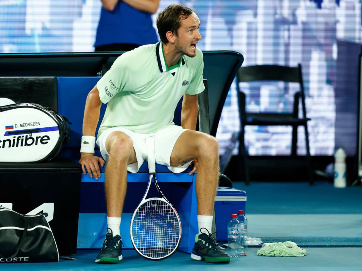 “¡Mírame cuando te hablo!”: la fuerte discusión de Daniil Medvedev con el juez en el Australia Open