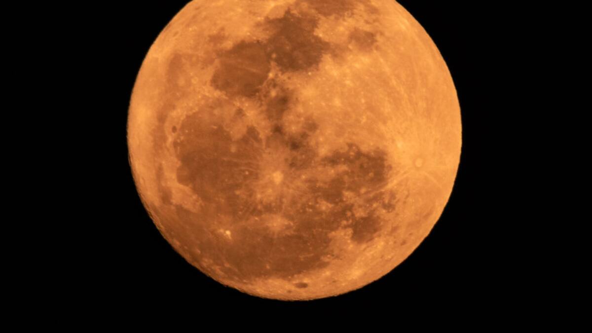 ‘Luna de fresa’: así será la próxima luna llena, ¿qué es y cómo ver este fenómeno astronómico?