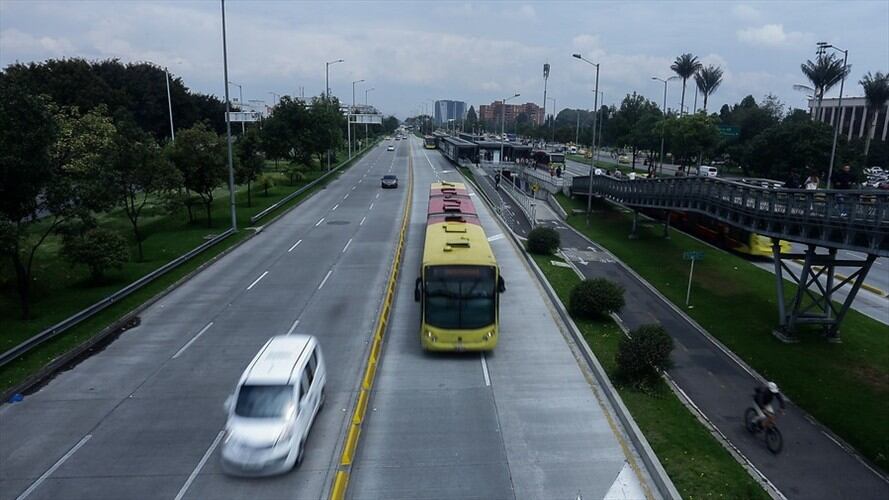 El Gobierno hizo recomendaciones a conductores exentos del aislamiento preventivo. Foto: Colprensa