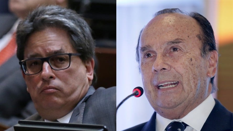 Ministro de Hacienda, Alberto Carrasquilla, y periodista Hernán Peláez. Foto: Colprensa: Camila Díaz - Luisa González