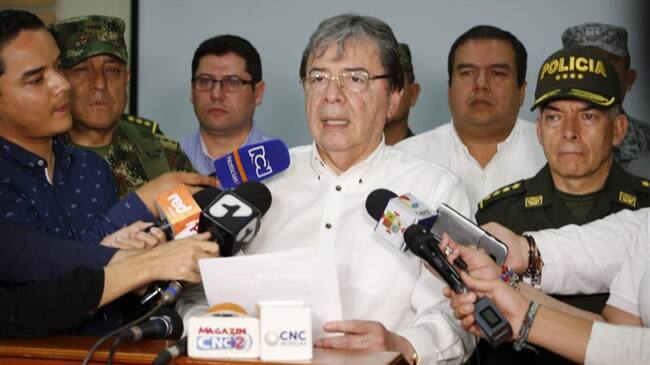 El ministro de Defensa, Carlos Holmes Trujillo, lideró un consejo de seguridad para analizar los hechos ocurridos en las últimas horas. Foto: Gobernación del Cauca