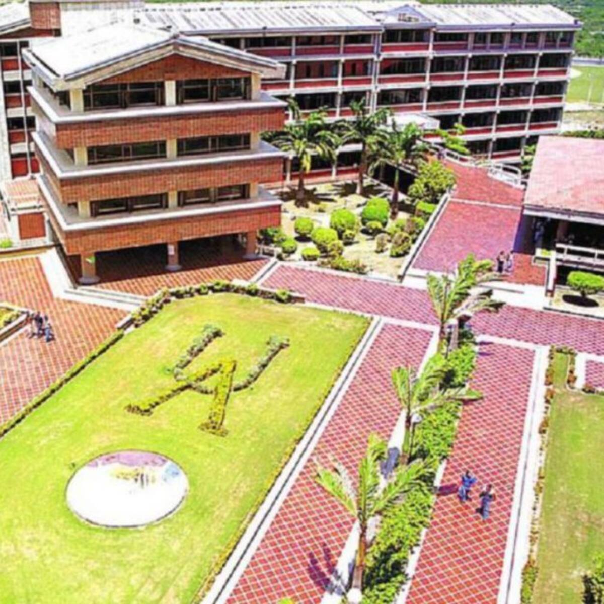 Reportan enfrentamientos estudiantiles en medio del paro en la Uniatlántico