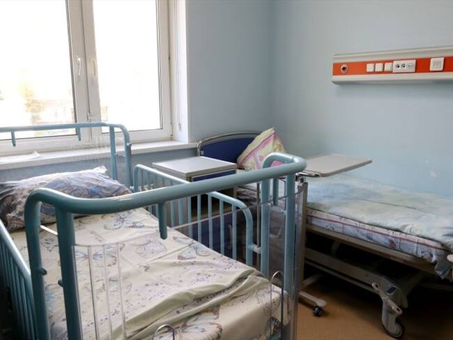 ¿Por qué para tratar a algunos pacientes con COVID-19 los están acostando boca abajo?