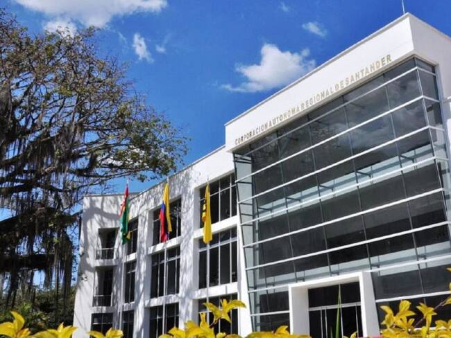 El ‘tire y jala’ entre la ministra de Ambiente y el gobernador de Santander por la CAS