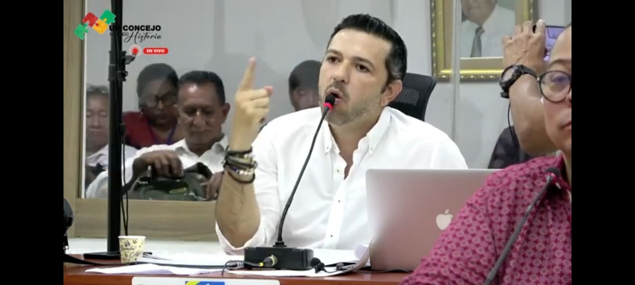 Concejal Juan Camilo Fuentes, sesión plenaria del Concejo de Barranquilla. Foto: captura, Concejo de Barranquilla.