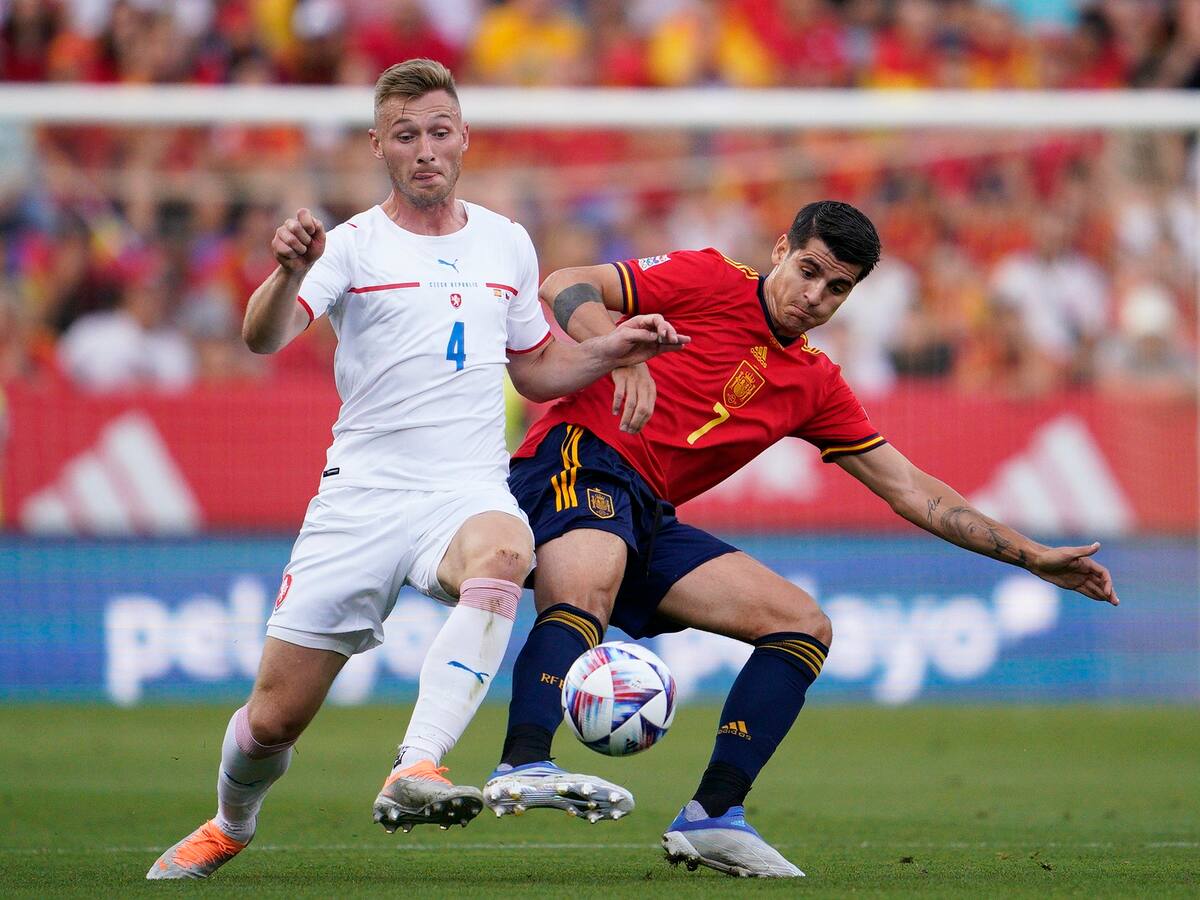España le ganó 2-0 a República Checa y es líder del Grupo 2 en la Liga de Naciones