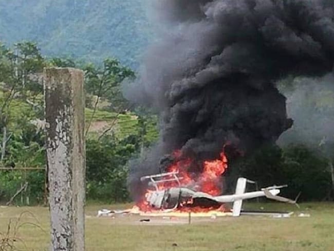 El grupo armado atacó, incineró y secuestró a la tripulación en el municipio de Hacarí.. Foto: Cortesía