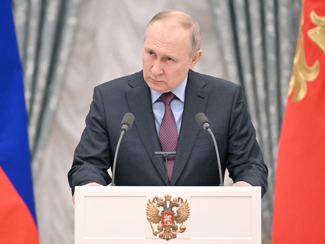 “Putin no va a lograr nada con este acto, está bajo severas sanciones y va a devastar a Rusia”: exprimer ministro de Rusia