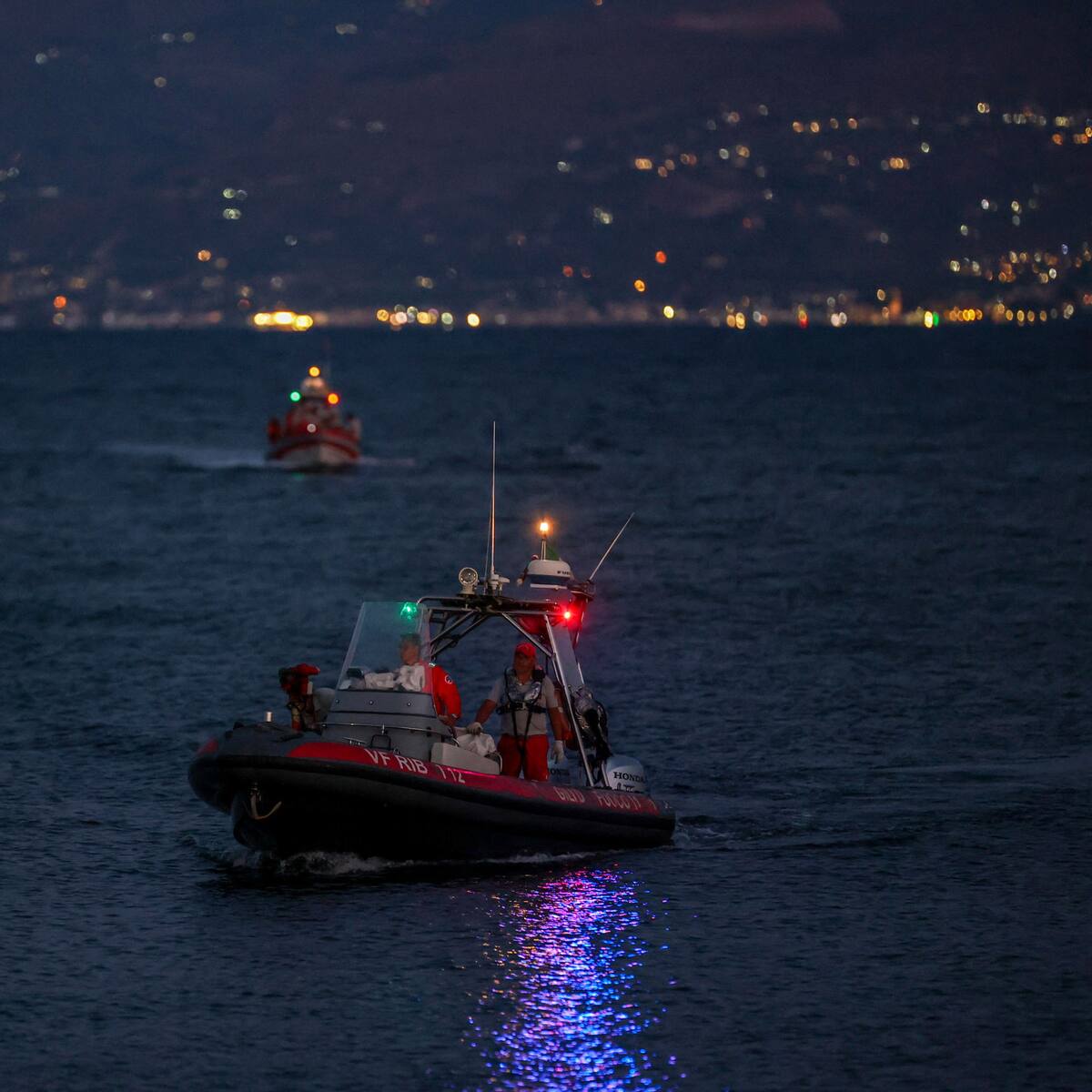 Avanza operación de rescate tras naufragio de yate en Italia: esto se sabe del accidente