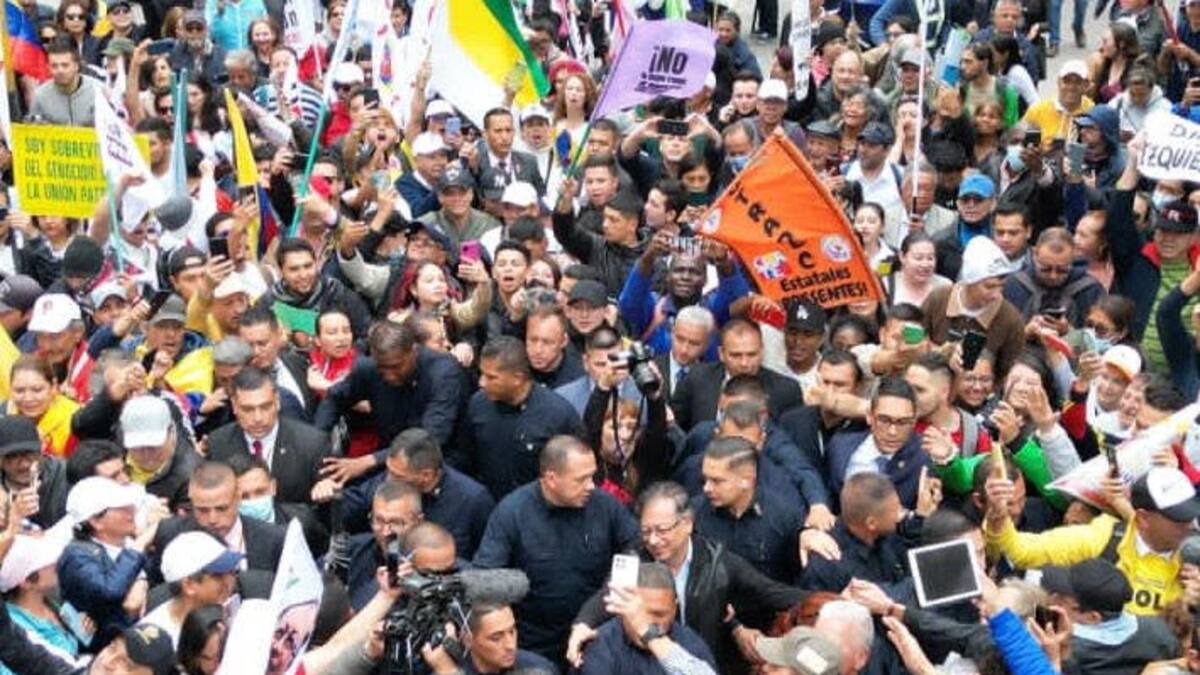 Una vez tumben las reformas, piensan destruir al presidente: Petro