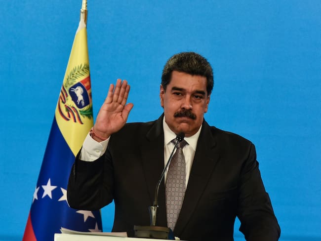 Maduro aprueba un &quot;bono único&quot; de 2.227 dólares para los jubilados