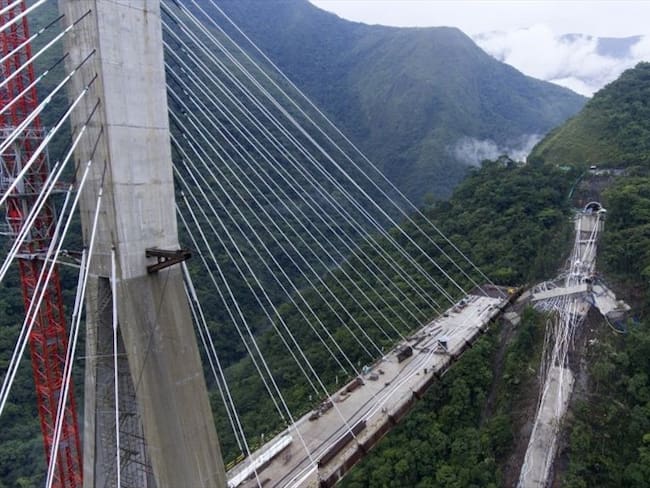 El grupo de investigadores del colapso del puente Chirajara está conformado por 21 funcionarios. Foto: Getty Images