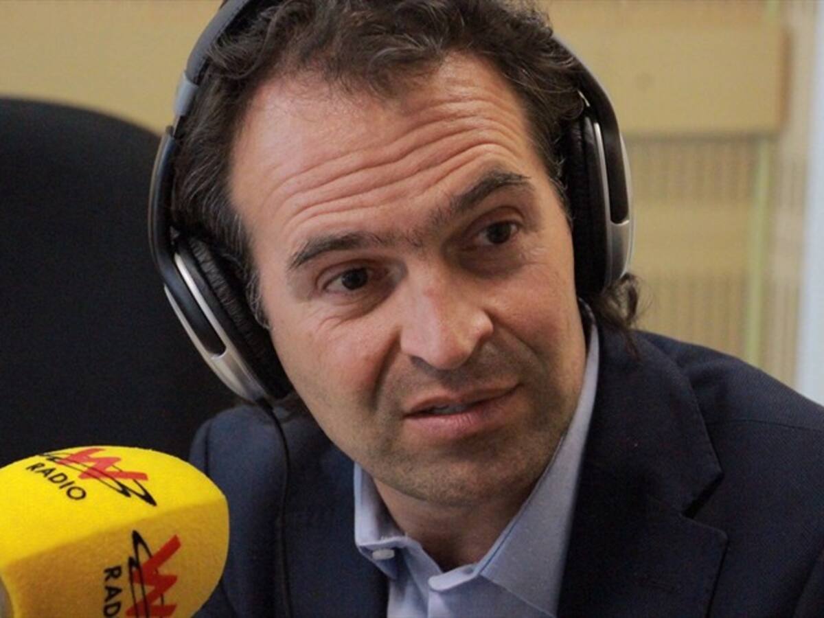 Quiero dar mi respaldo a las Fuerzas Militares: Federico Gutiérrez al general Eduardo Zapateiro