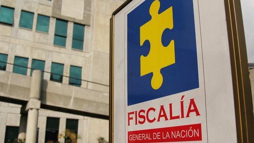 La Fiscalía le endilgó cargos por el delito de concusión a María Aminta Cuervo González, auxiliar administrativo de la Alcaldía Local de Suba. Foto: Colprensa