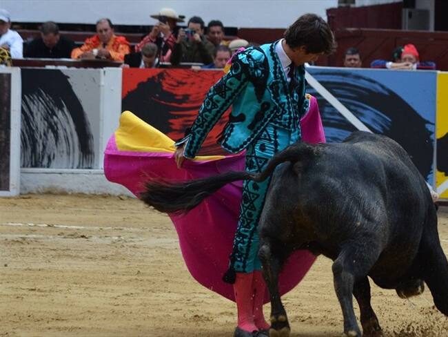 Proyecto que desincentiva las corridas de toros es inconstitucional: Juan Bernardo Caicedo