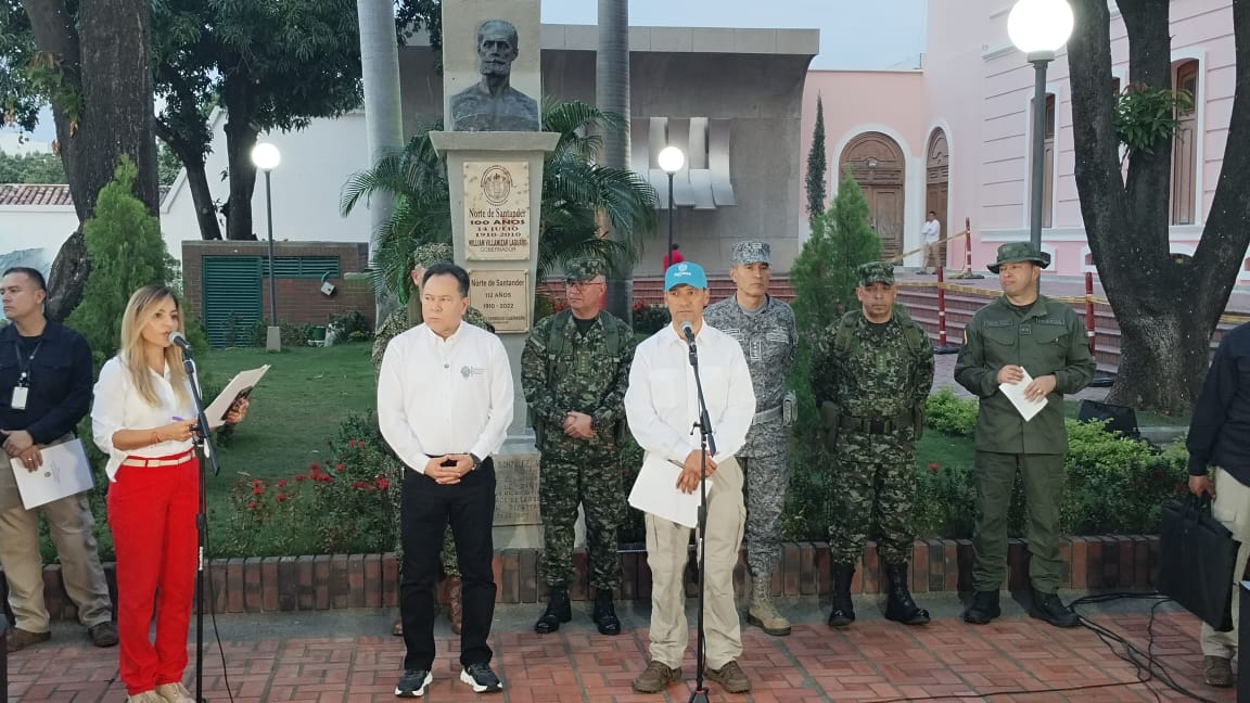 Ministro de Defensa Pedro Sánchez en Cúcuta.