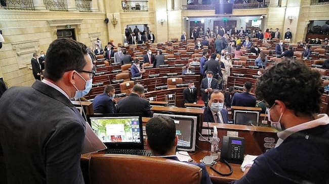 Fue radicada ante el Congreso de la República la cuarta reforma tributaria de este Gobierno. Foto: Colprensa / CÁMARA DE REPRESENTANTES