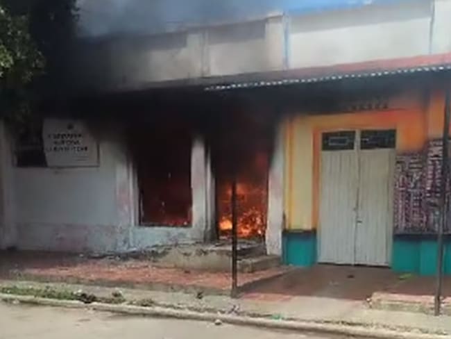 Incendio en la Registraduría de Gamarra, Cesar. Foto: captura de pantalla.