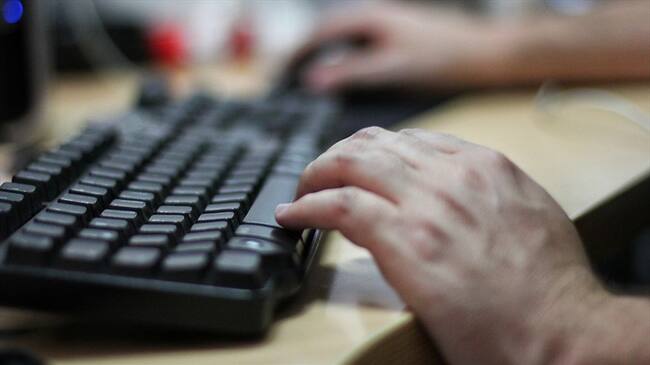 Los ladrones se llevaron 25 tabletas y 25 computadores del programa “Computadores para Educar”. Foto: Colprensa