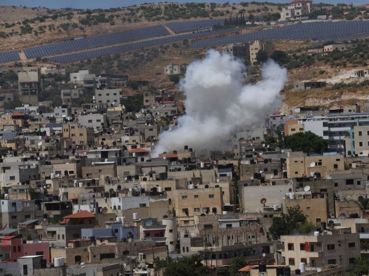 Ejercito israelí asesinó a dos palestinos dentro de un vehículo en Qalqilya, Cisjordania
