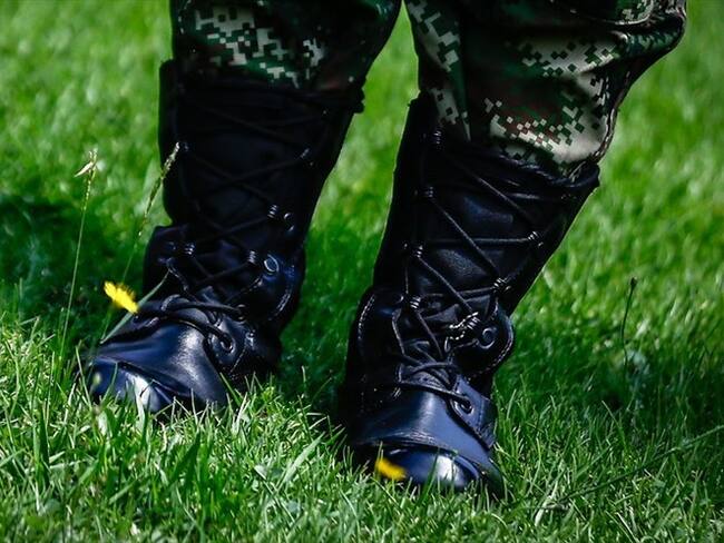 Habría posibles irregularidades en compra de medias de uso militar