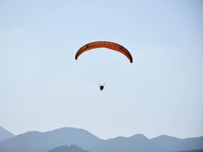 Preocupación por parapentistas accidentados en Valle del Cauca: autoridades busca regular el deporte