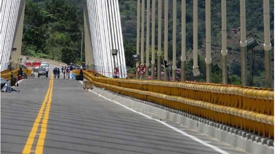 Constructora e Interventora del puente Hisgaura, aseguran que la obra es totalmente segura. Foto: Cortesía