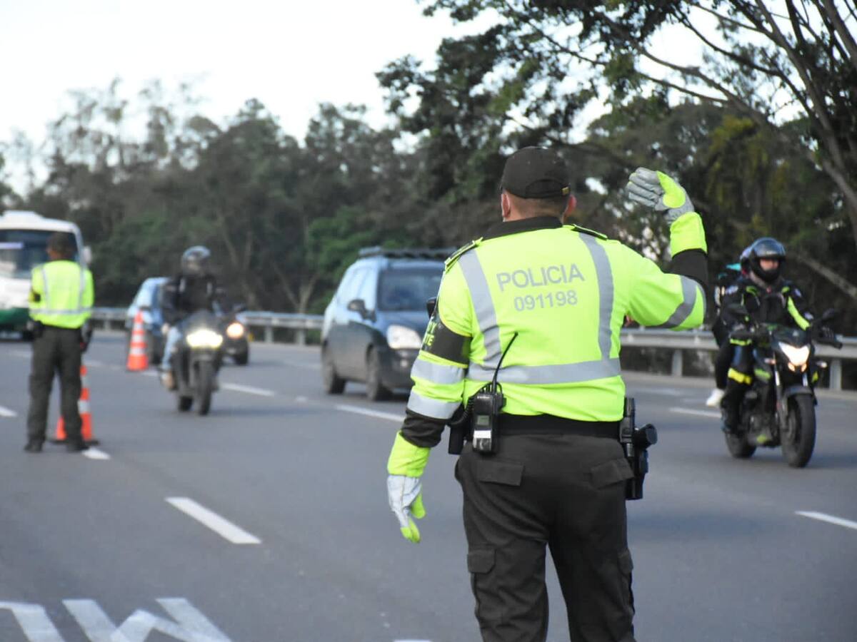 Puente festivo: se espera que se movilicen 874.100 vehículos por las vías del país