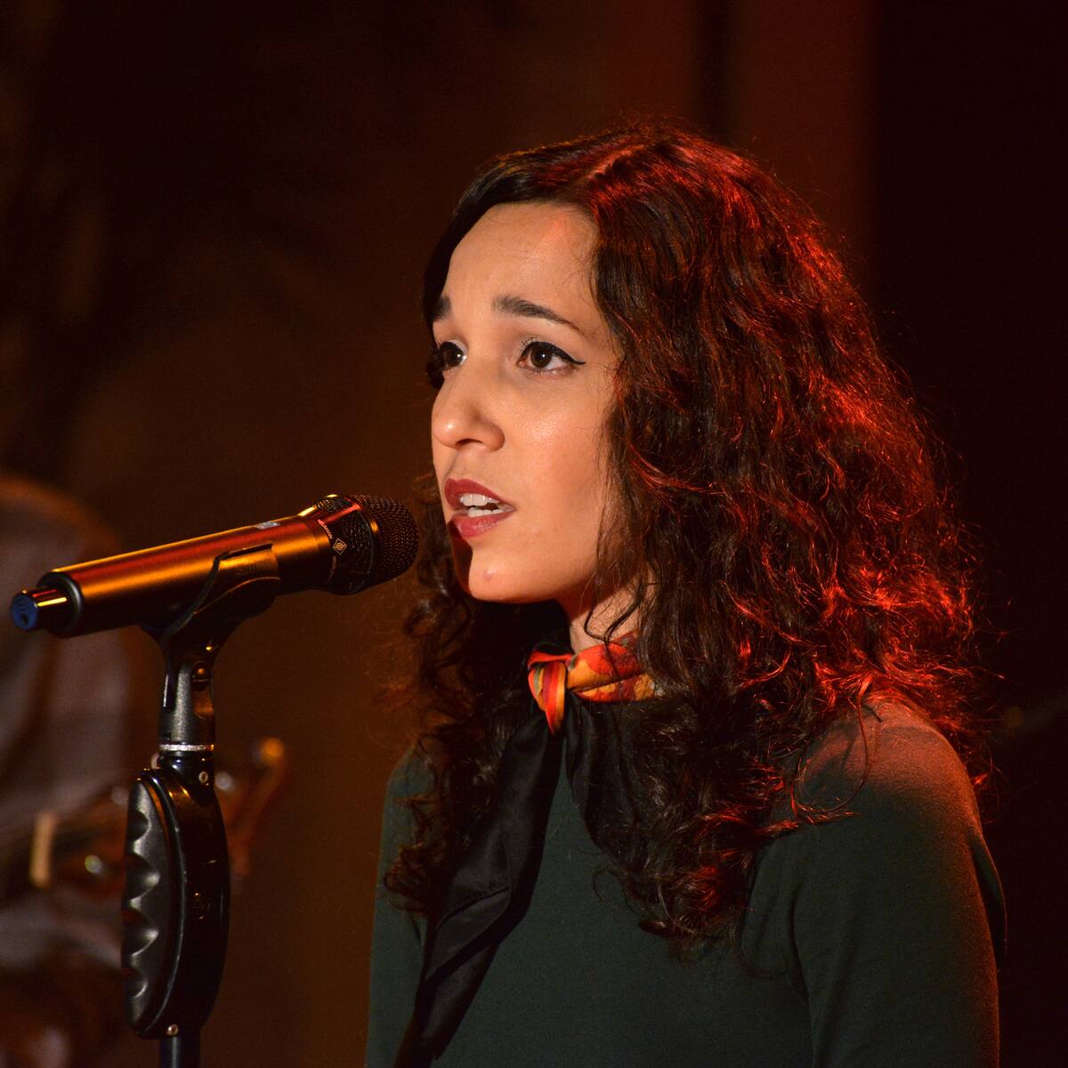 La música es escape y traducir lo que estoy sintiendo: iLe, artista puertorriqueña