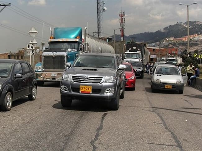 Se garantiza la seguridad en el tránsito de la vía al Llano: director de la ANI. Foto: Colprensa