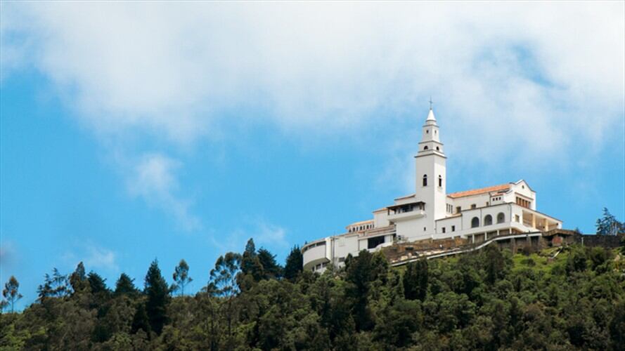 Monserrate uno de los principales destinos turísticos de Bogotá . Foto: Getty Images