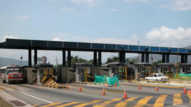 Obras en vía Bogotá Girardot. Foto: Colprensa