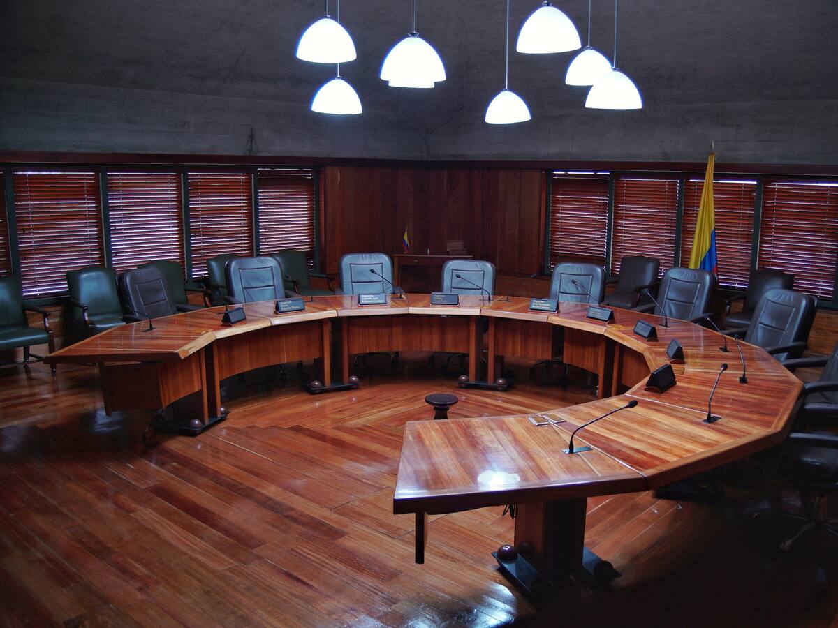 Senado elegirá al reemplazo de Antonio Lizarazo en la Corte Constitucional el 18 de noviembre