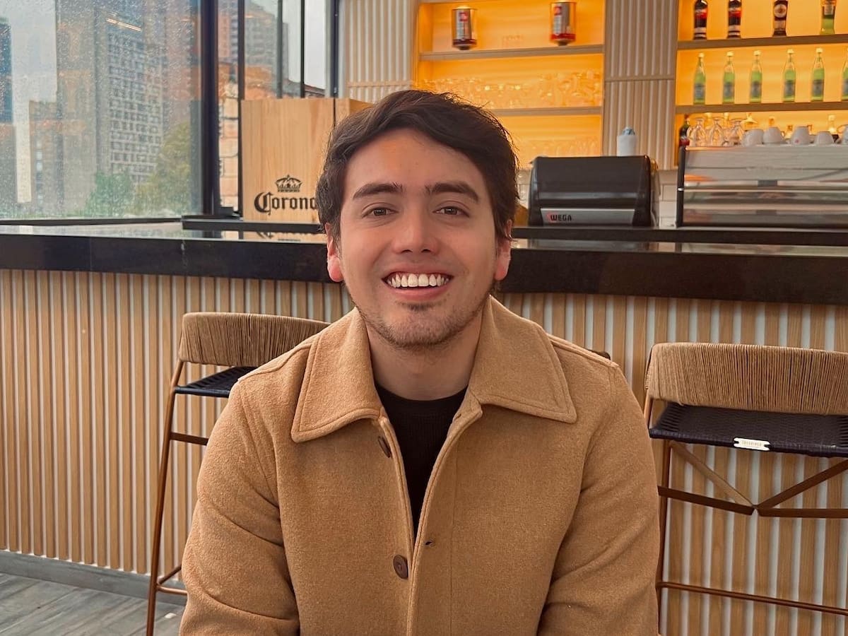 Concejal de Bogotá habría violado norma de rumba hasta las 3:00 am en fiesta con DJ que él condecoró