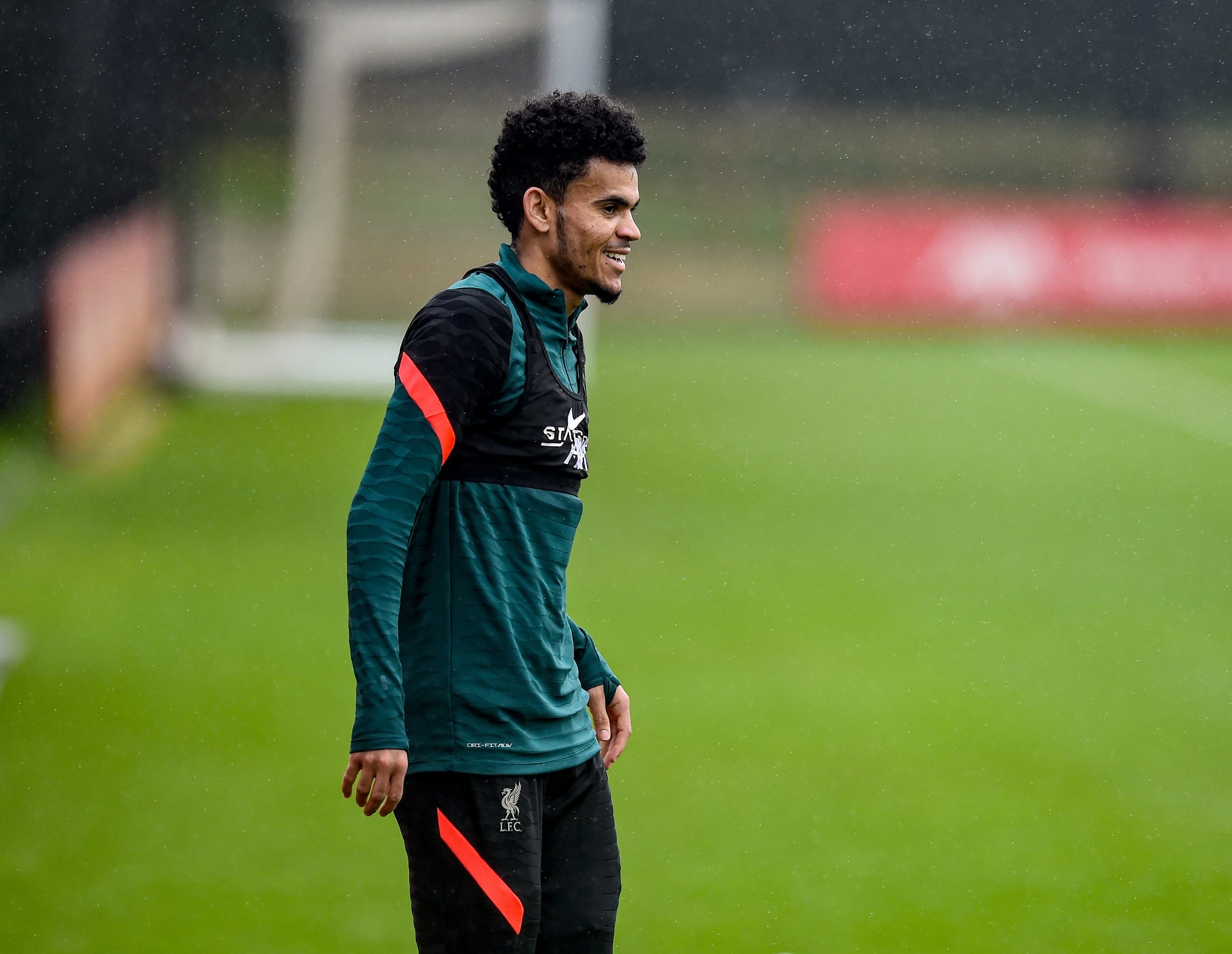 Luis Díaz en entrenamientos con el Liverpool