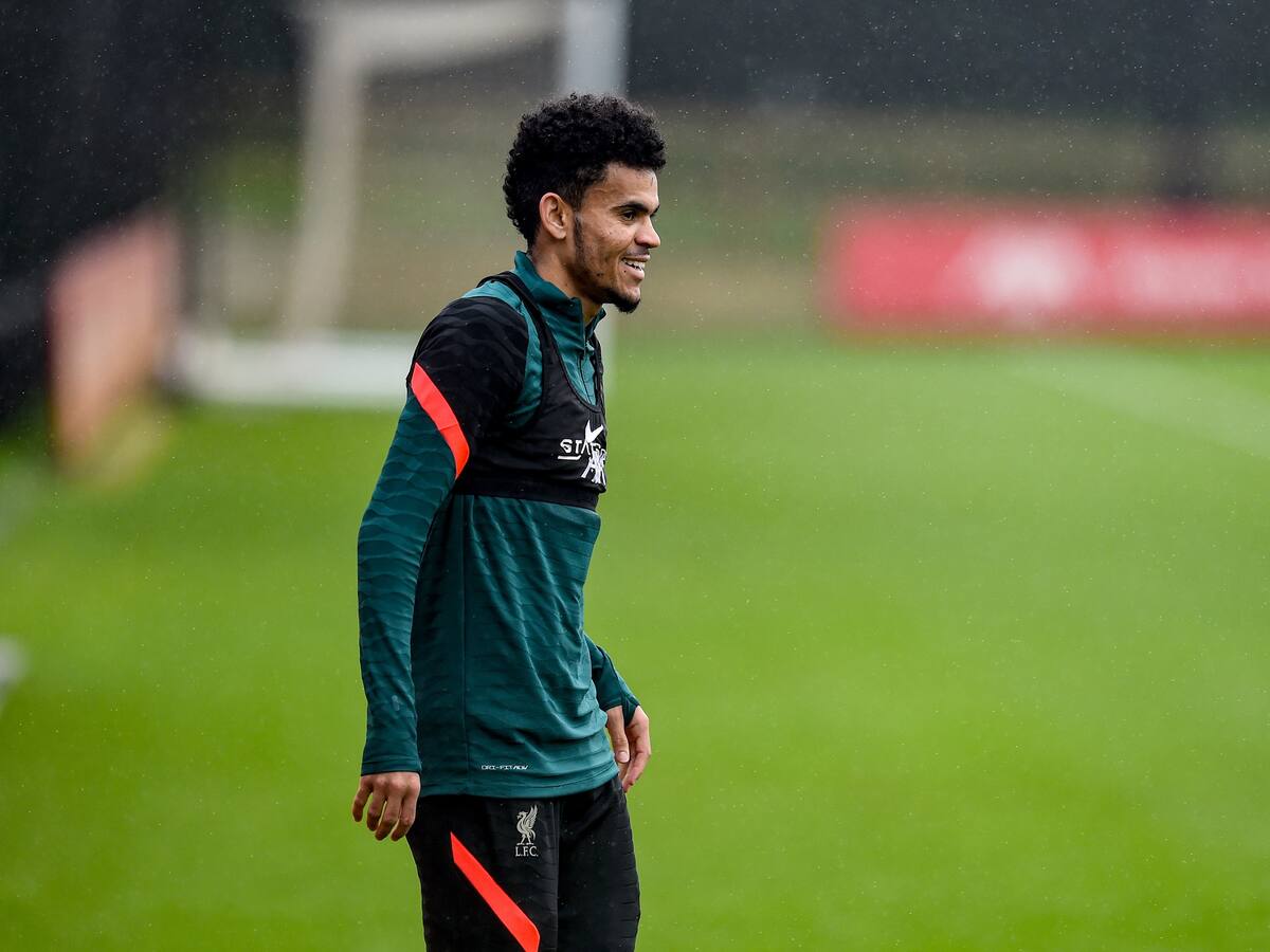 “Nunca vi un jugador riendo tanto”: Jürgen Klopp, encantado con Luis Díaz en los entrenamientos